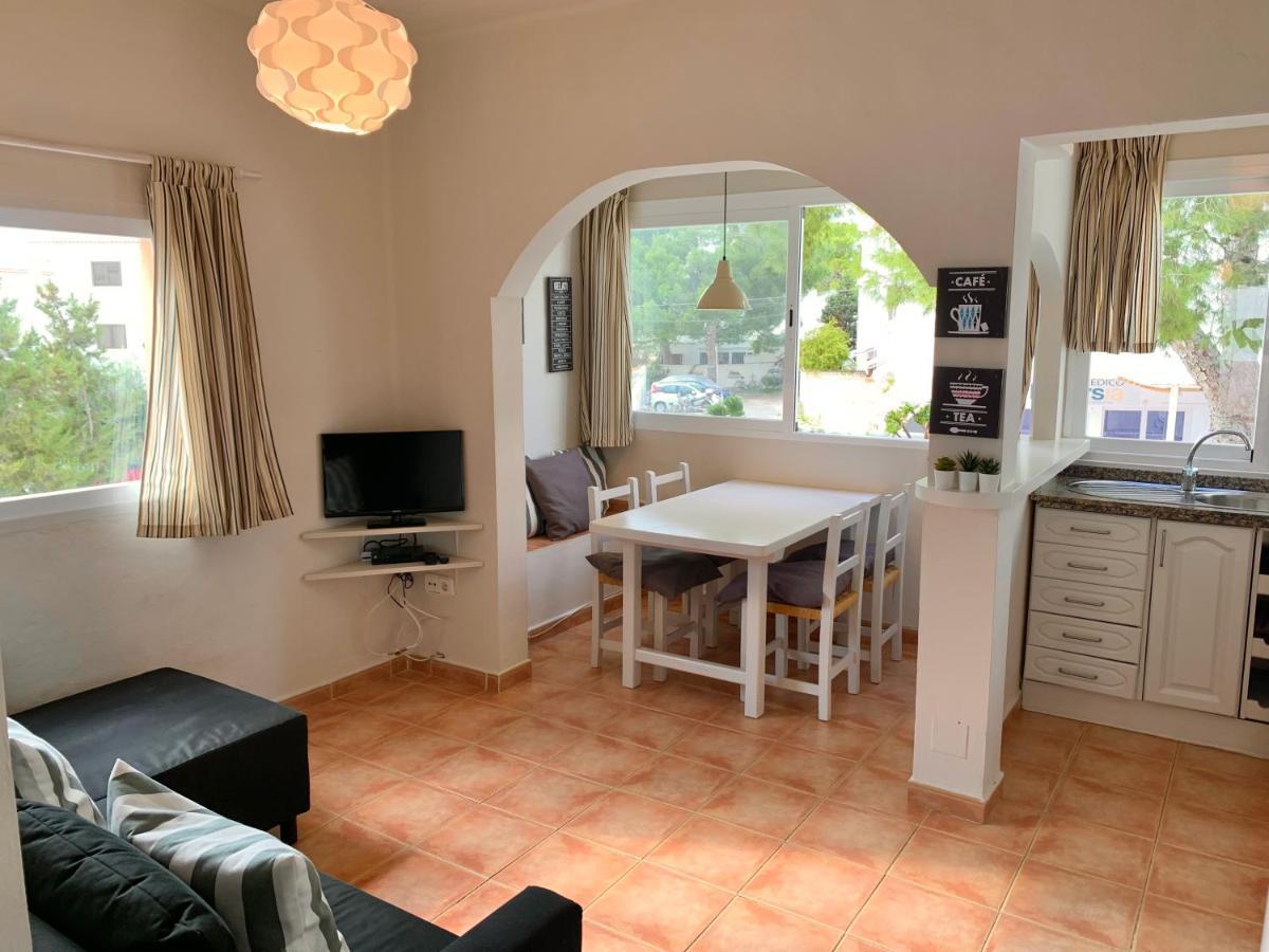 Apartamentos Rex Con 2 Camere Da Letto Es Pujols Luaran gambar