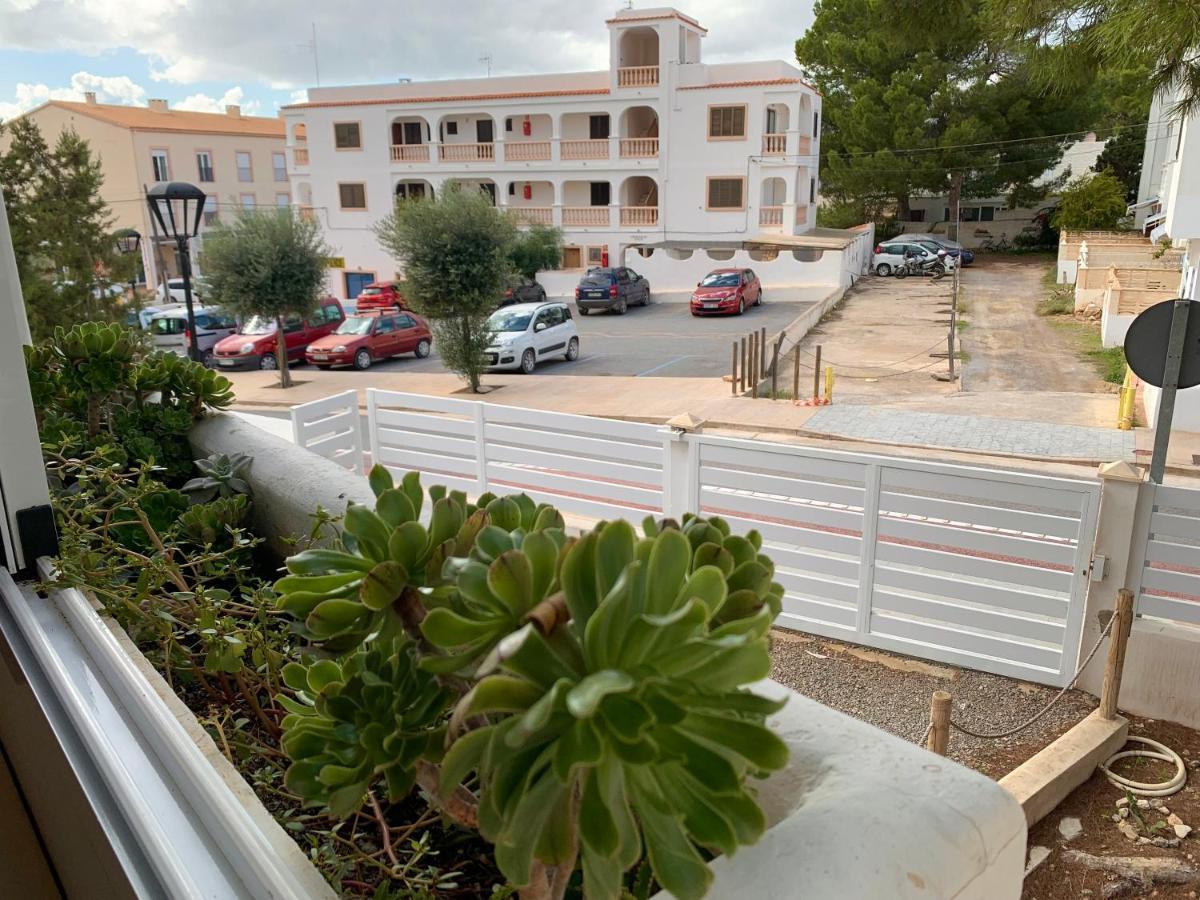 Apartamentos Rex Con 2 Camere Da Letto Es Pujols Luaran gambar