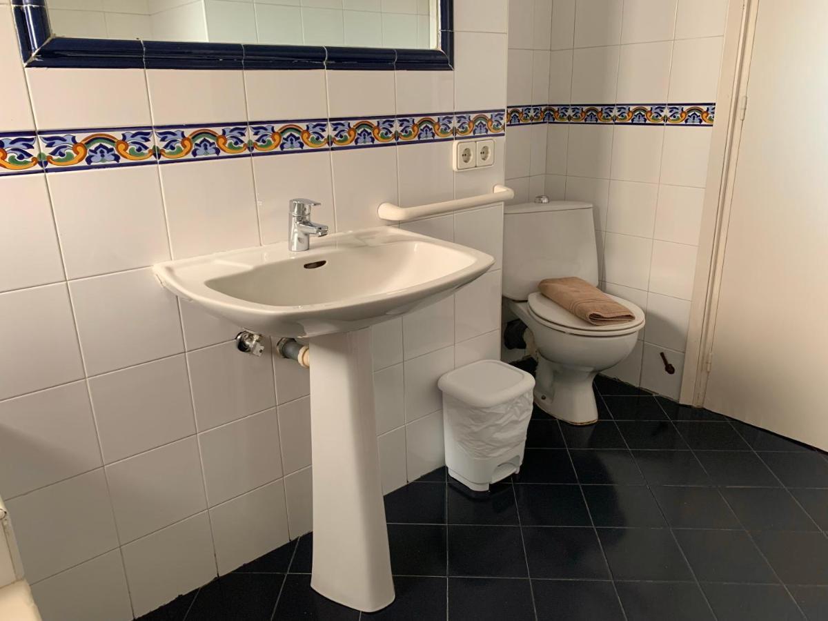 Apartamentos Rex Con 2 Camere Da Letto Es Pujols Luaran gambar